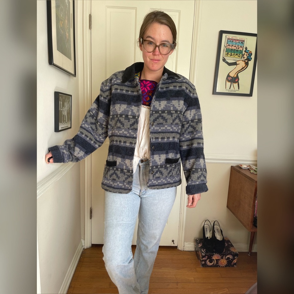 80 Vintage Woolrich Blue Wool Tapestry Blanket Coat - Picture 1 of 12
